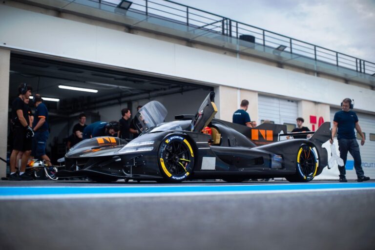 Genesis GMR-001