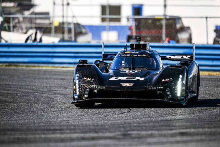 Cadillac V-Series.R Evo