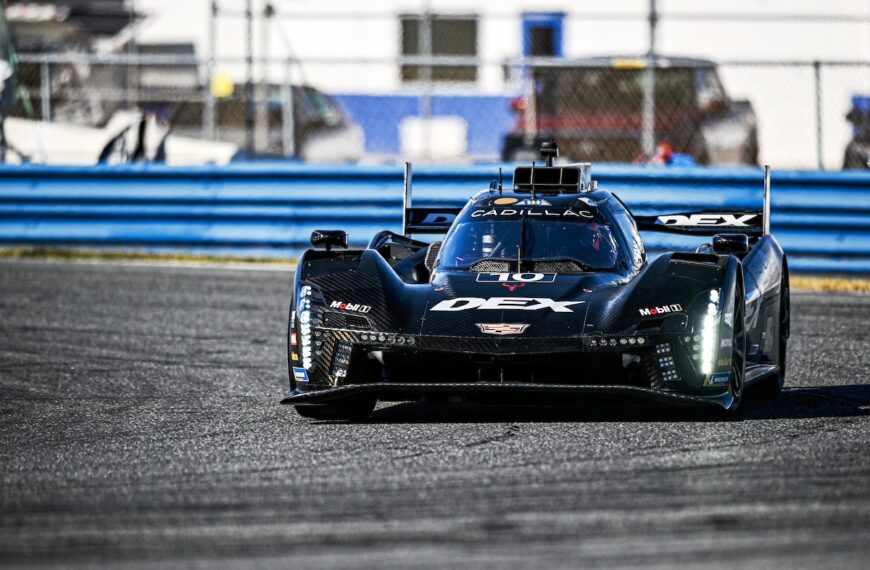 Cadillac V-Series.R Evo