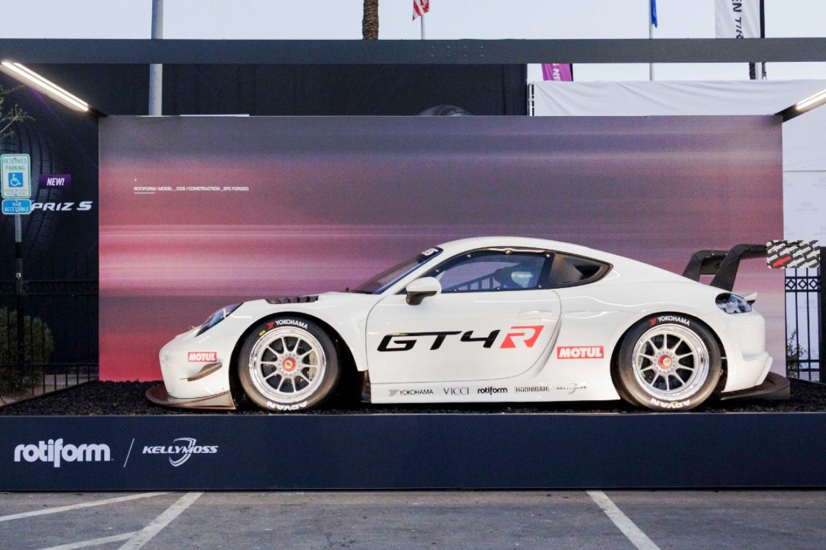 Kellymoss GT4R