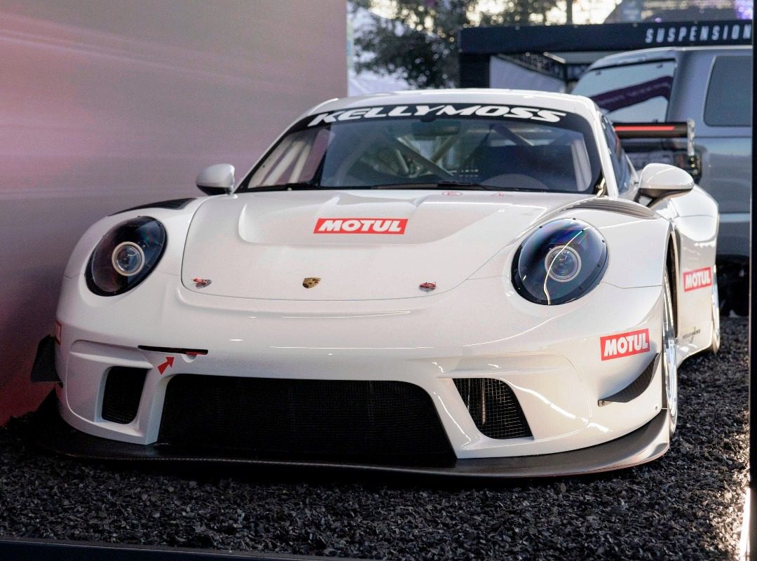 Kellymoss GT4R