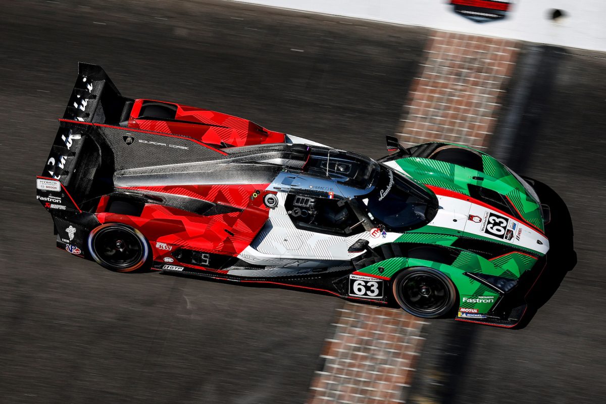 LAMBORHINI SQUADRA CORSE