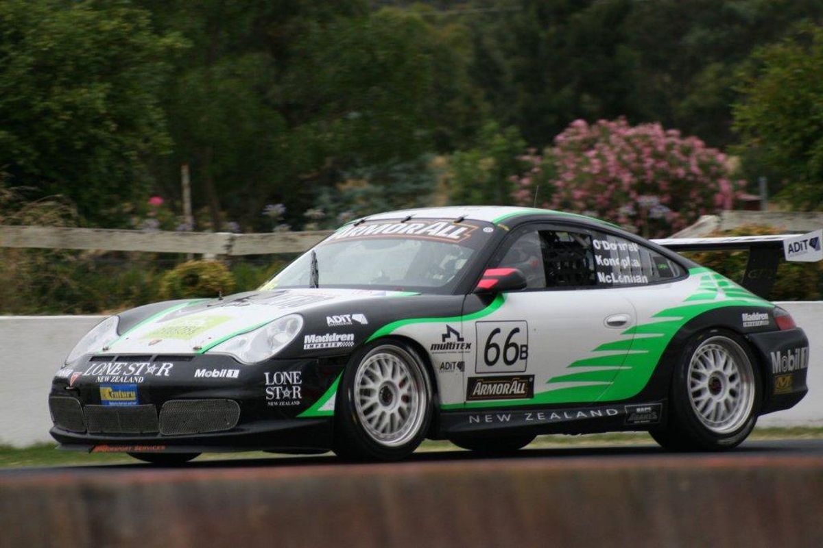 Bathurst 2011 Miro Konopka