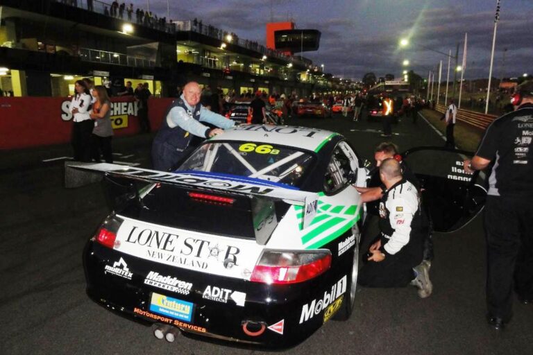 Bathurst 2011 Miro Konopka