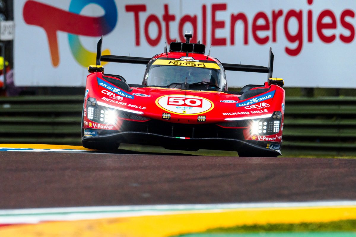 Ferrari 499P
