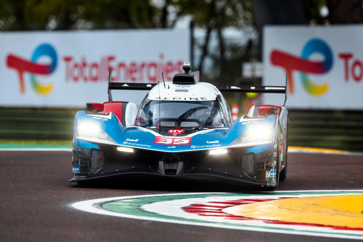 Alpine A424