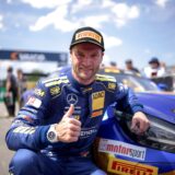 Maro Engel získal pre Mercedes-AMG prvú pole position v sezóne DTM