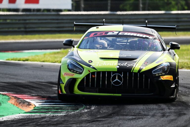 SR Motorsport by Schnitzelalm