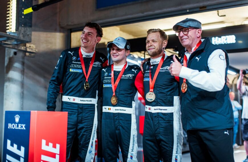 BMW team WRT